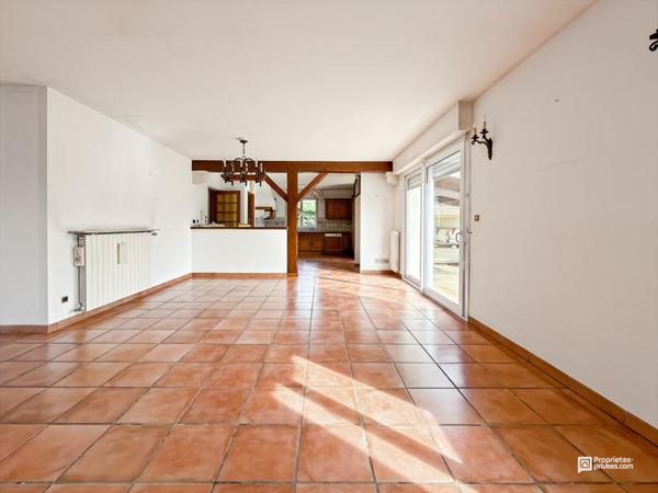 Maison Leognan 7 pièce(s) 157 m2