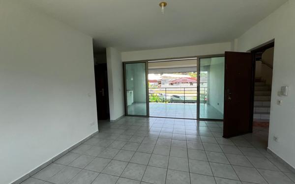 Appartement à vendre    2 pièces •  Remire-Montjoly