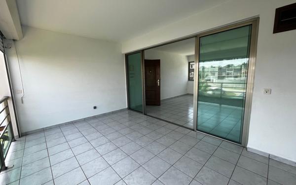 Appartement à vendre    2 pièces •  Remire-Montjoly