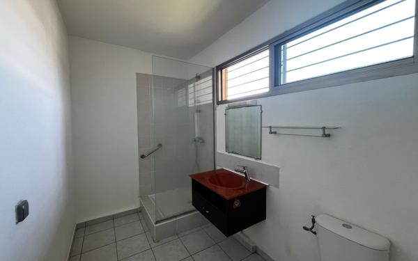 Appartement à vendre    2 pièces •  Remire-Montjoly