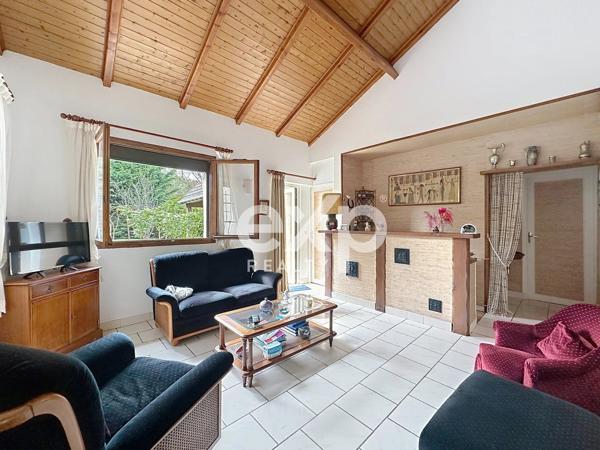 Maison plain-pied en pierre – Jardin – Proche centre & gares