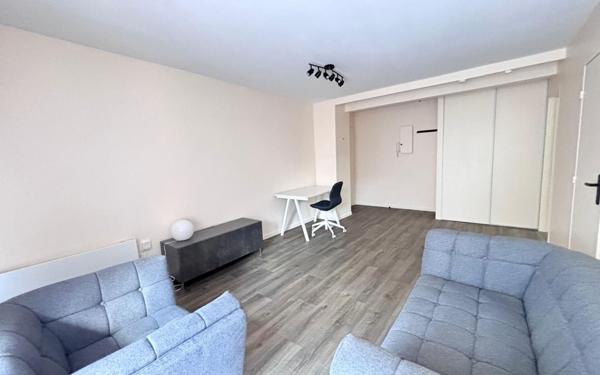 Appartement à louer    2 pièces • 46,73 m2 Poitiers