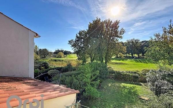 Maison à vendre    5 pièces •  Roquebrune-sur-Argens