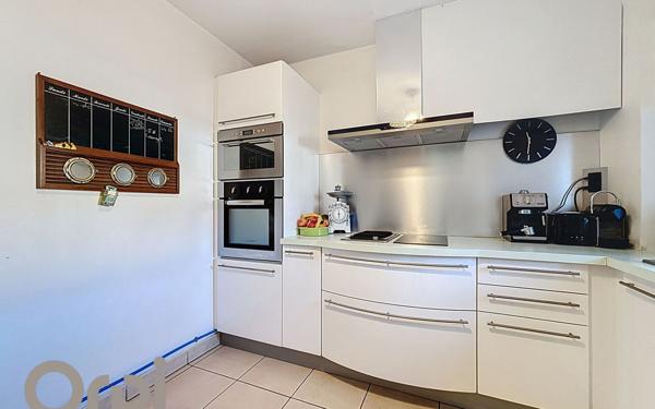 Maison à vendre    5 pièces •  Roquebrune-sur-Argens