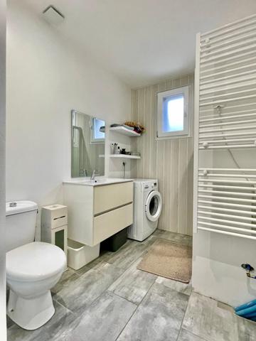 Appartement T3 en rdc rénové à proximité des commerces de Perrigny