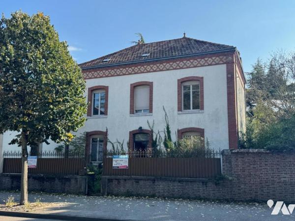 Centre Seurre (Côte d'Or) - Très belle demeure en de caractère XIXème 