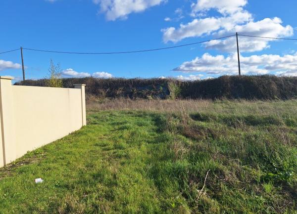 Terrain à vendre    Médis