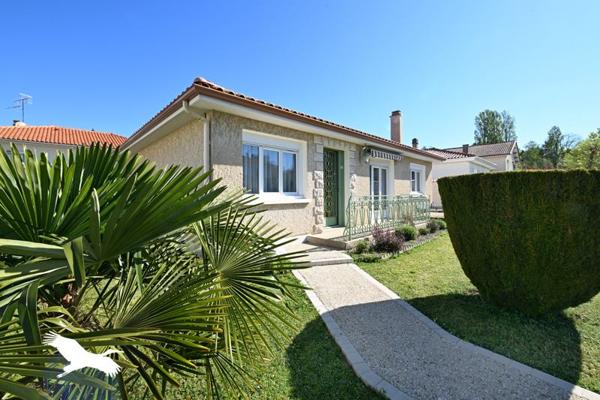 Maison à vendre |  La Couronne |  3 pièces | 90 m²