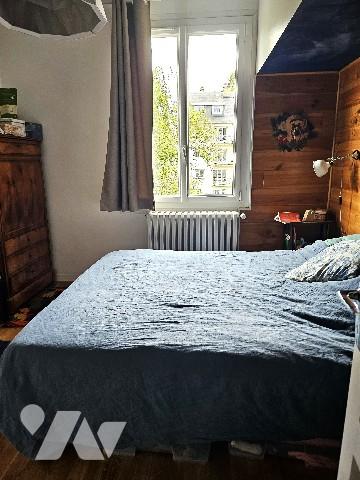 RENNES - ST HELIER À deux pas de toutes les commodités, découvrez ce bel appartement T4 DE 95m².