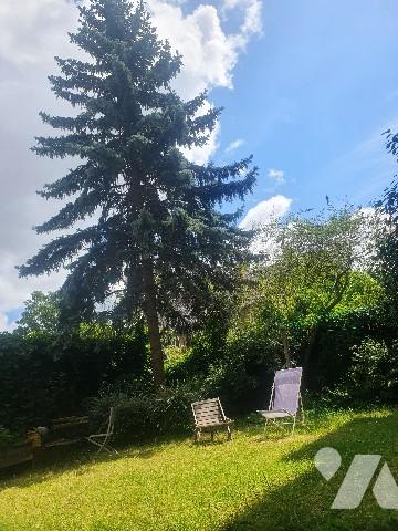 RENNES - ST HELIER À deux pas de toutes les commodités, découvrez ce bel appartement T4 DE 95m².