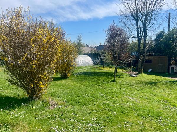 ORVAULT BOURG - A VENDRE MAISON 4 CHAMBRES - 110 m² - VIE DE PLAIN PIED + sous-sol complet