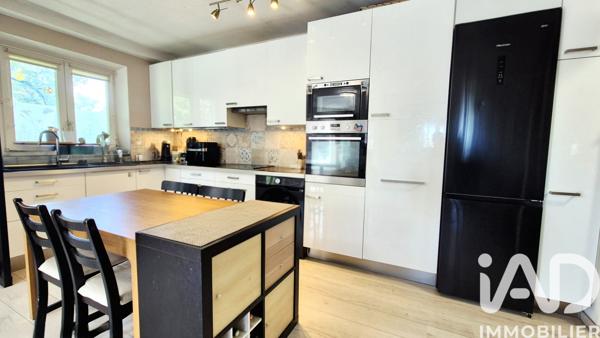 Appartement à vendre 4 pièces 83 m² Émerainville