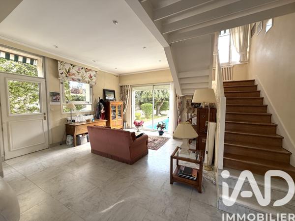 Maison à vendre 8 pièces 198 m² Compiègne