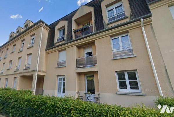 CHATEAU-THIERRY. Appartement de type 3 de 65,50 m² avec 2 chambres, place de parking et garage