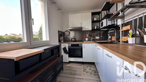 Appartement à vendre 3 pièces 55,65 m² Trappes