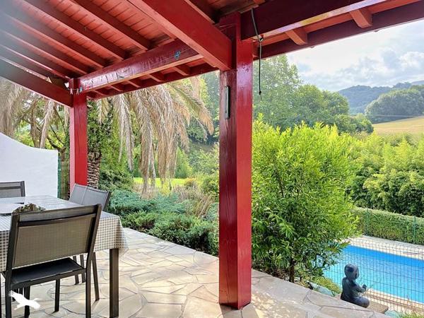 Maison 674 000 € Hasparren 8 p 175 m² DPE C