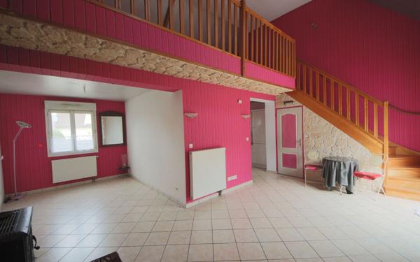 Maison à vendre    2 pièces • 78 m2 Blesmes