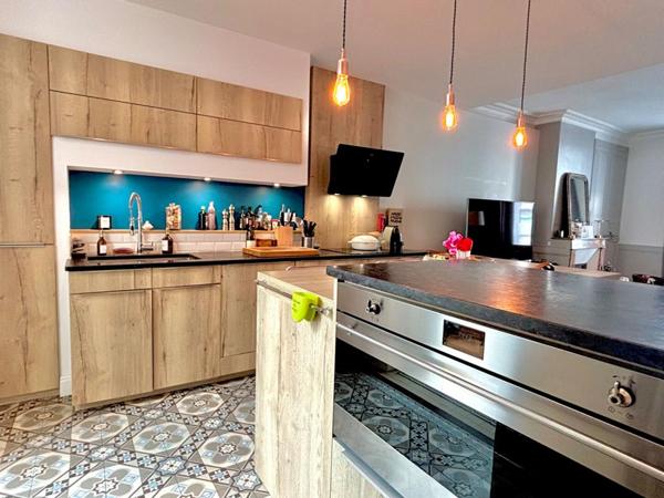 Maison de caractère / 167 m2 / Coeur Vendôme