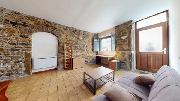 Appartement
         1 pièce
        - 30 m² Exclusivité 130 000 € *