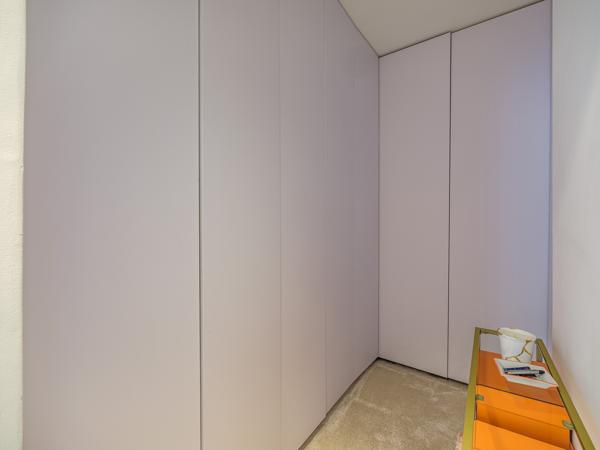 Appartement
         3 pièces
        - 107 m² 710 000 € *