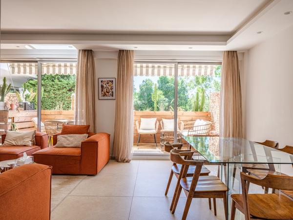 Appartement
         3 pièces
        - 107 m² 710 000 € *