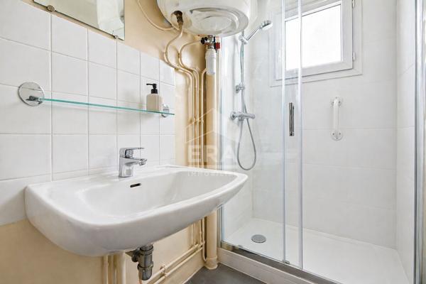 2 pièces  37 m² - LUMINEUX- BALCON
