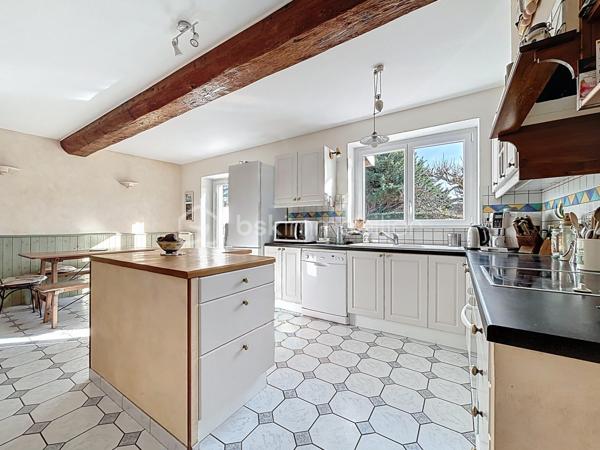 Corps de ferme de 300 m²