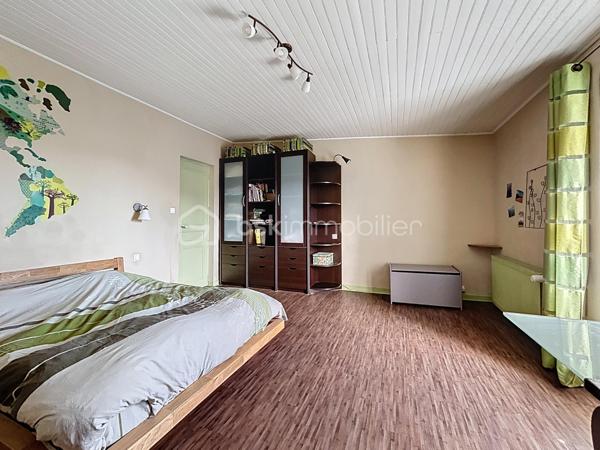 Corps de ferme de 300 m²