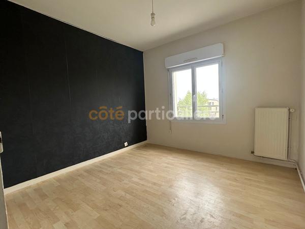 Vente
                Appartement69 m² - 4 Pièces -
                    CAEN (14000)