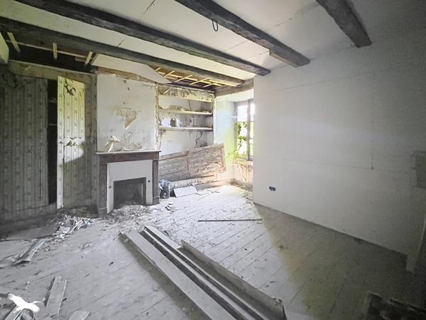 Immeuble 15 800 € Le Dorat 140 m² DPE