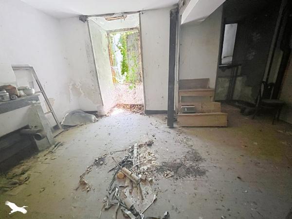 Immeuble 15 800 € Le Dorat 140 m² DPE