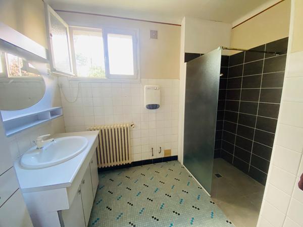 À VENDRE Maison familiale au calme, proche centre de Lamballe