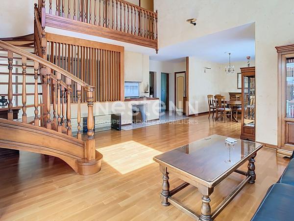 À vendre - Maison d'architecte 4 chambres à Plérin Saint-Laurent