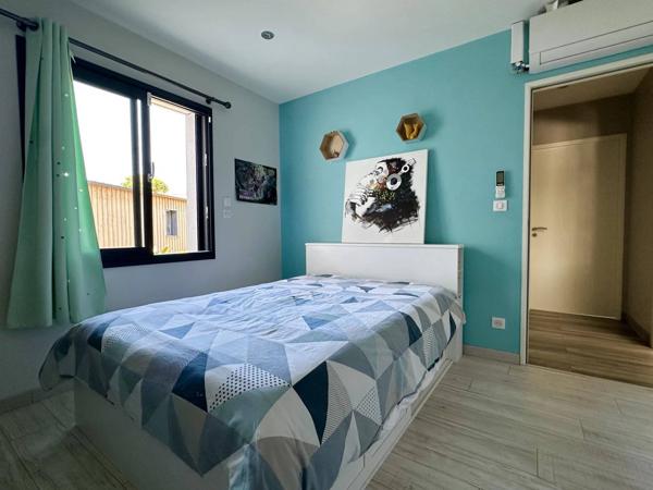 Villa contemporaine 186 m² avec piscine et dépendances – Triangle Saintes / Cognac / Saint-Jean-d’Angély