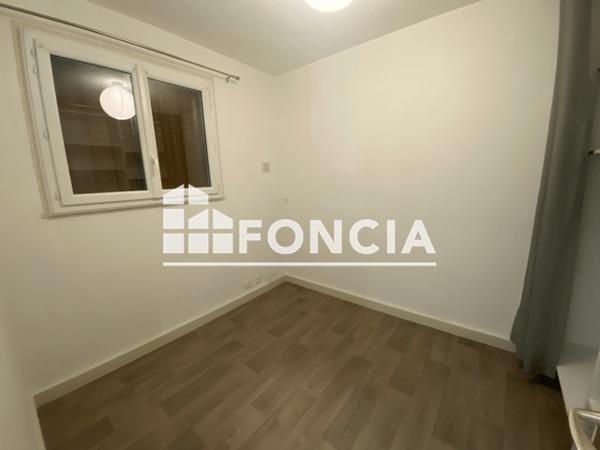 Location Appartement 2 pièces 42.6 m² - 29 RUE DES CHAMPS ELYSEES Grenoble 38100