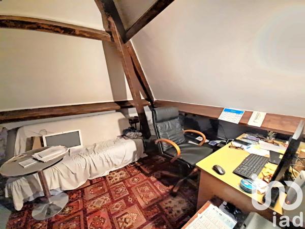 Maison traditionnelle 7 pièces de 178 m² à Montigny-lès-Cormeilles (95370)