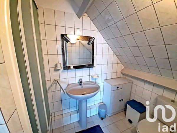 Maison traditionnelle 7 pièces de 178 m² à Montigny-lès-Cormeilles (95370)