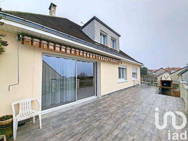 Maison traditionnelle 7 pièces de 178 m² à Montigny-lès-Cormeilles (95370)