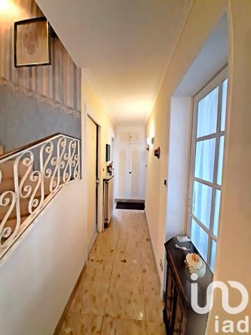 Maison traditionnelle 7 pièces de 178 m² à Montigny-lès-Cormeilles (95370)