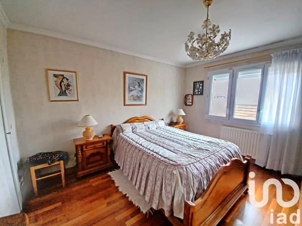 Maison traditionnelle 7 pièces de 178 m² à Montigny-lès-Cormeilles (95370)