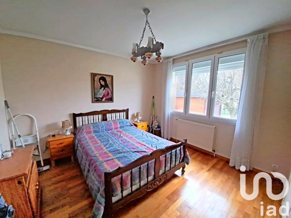 Maison traditionnelle 7 pièces de 178 m² à Montigny-lès-Cormeilles (95370)