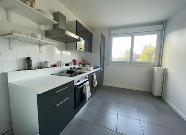 A vendre à Vannes Nord Appartement 4 pièces parking et cave