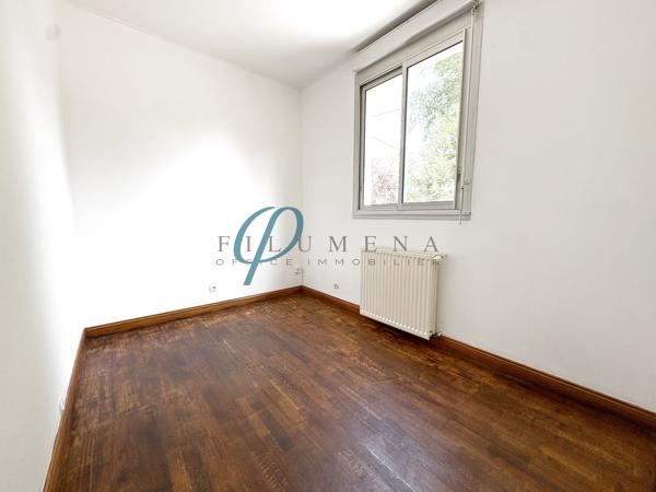 Maison 7 pièces, 5 chambres, au bord de l'Erdre sur Sucé sur Erdre.