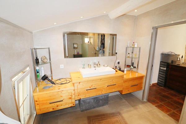 Maison Caumont Sur Durance 5 pièce(s) 175 m2