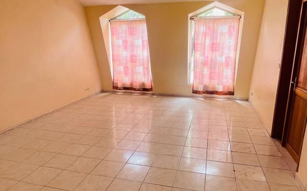 Appartement à vendre    2 pièces • 50 m2 Basse-Terre