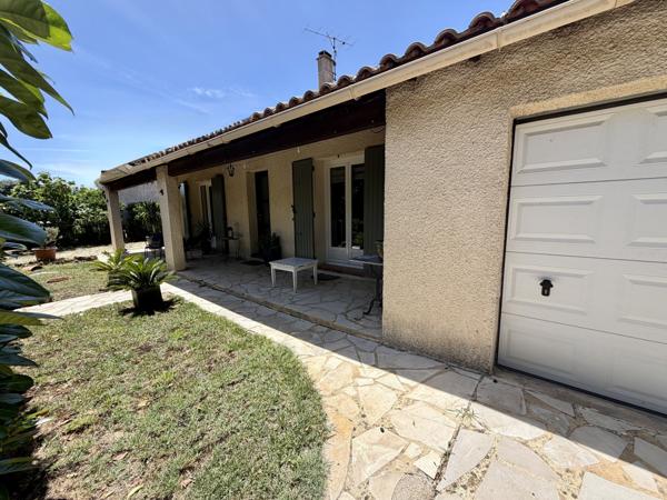 5 mn de Nîmes, 132 m2, 5 pièces, jardin méditerranéen, garage, DPE B/A