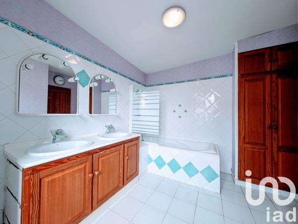 House for sale 7 rooms 193 m² Courtenay