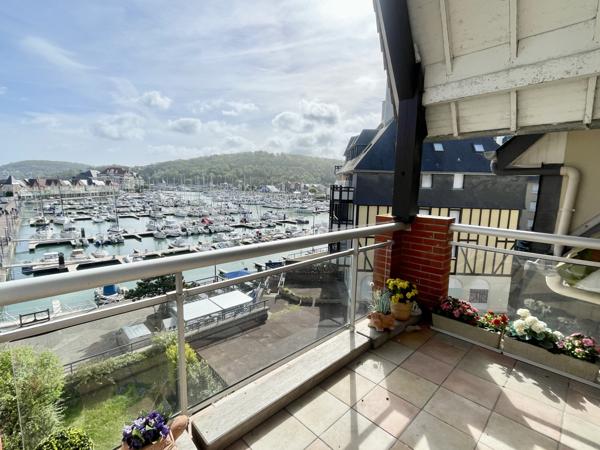 Port-Guillaume - Spacieux 4 Pièces face au port