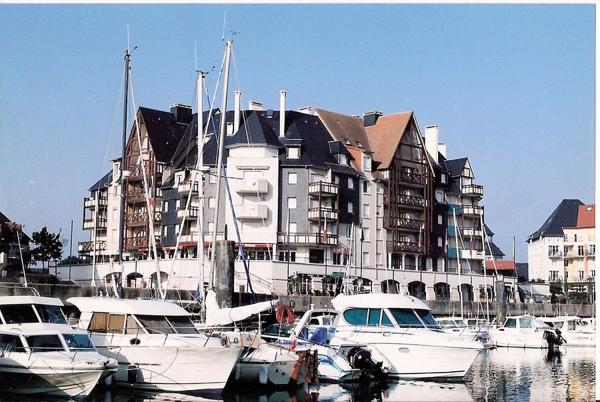 Port-Guillaume - Spacieux 4 Pièces face au port