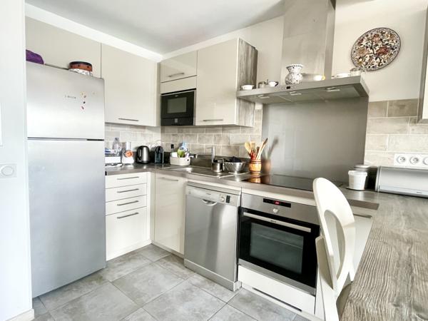 Port-Guillaume - Spacieux 4 Pièces face au port